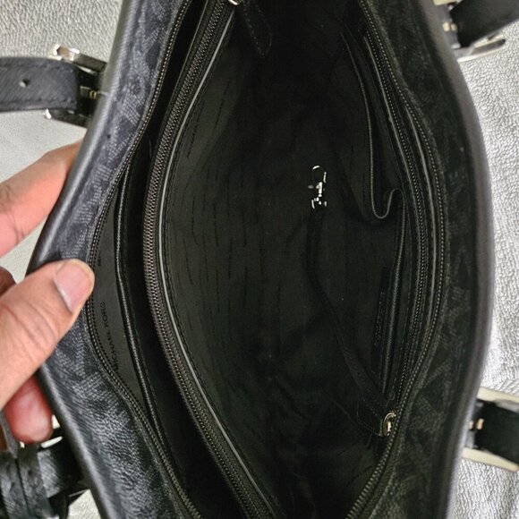 ๐50% OFF! Michael Kors Jet Set Snap Pocket Tote - Picture 10 of 14